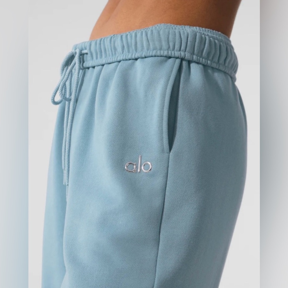 CELESTIAL BLUE ACCOLADE SWEATPANTS